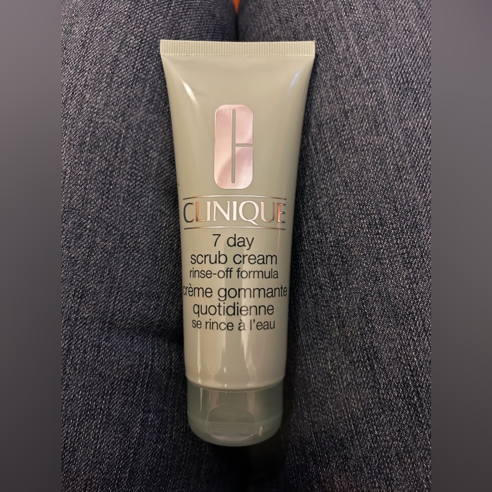 Clinique 7 Day Scrub Cream NWT